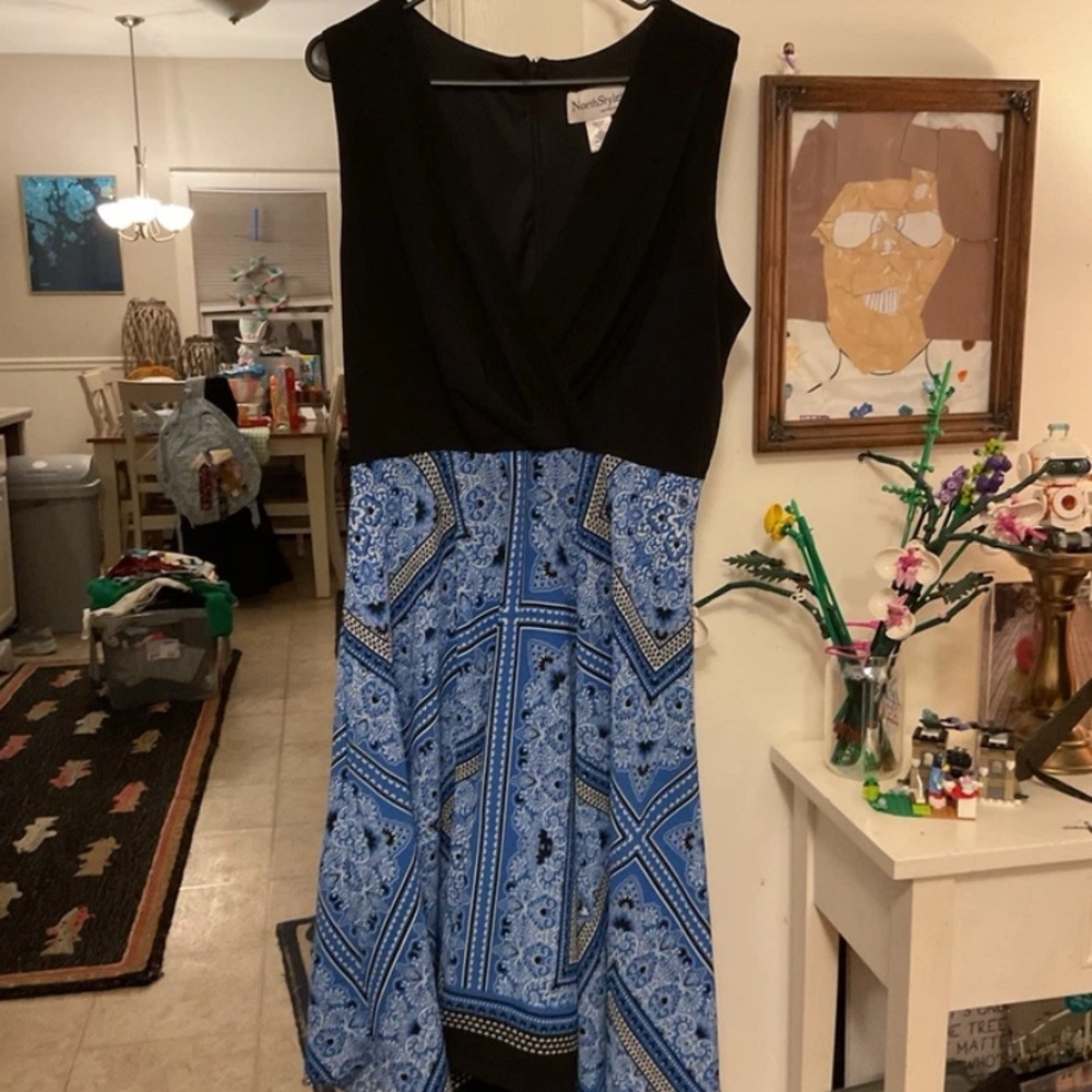 NorthStyle Black Bodice Blue Paisley Print Midi Dress